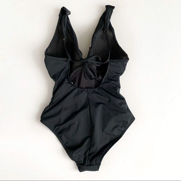 LA BLANCA Island Goddess One Piece Swimsuit! - Picture 4 of 6